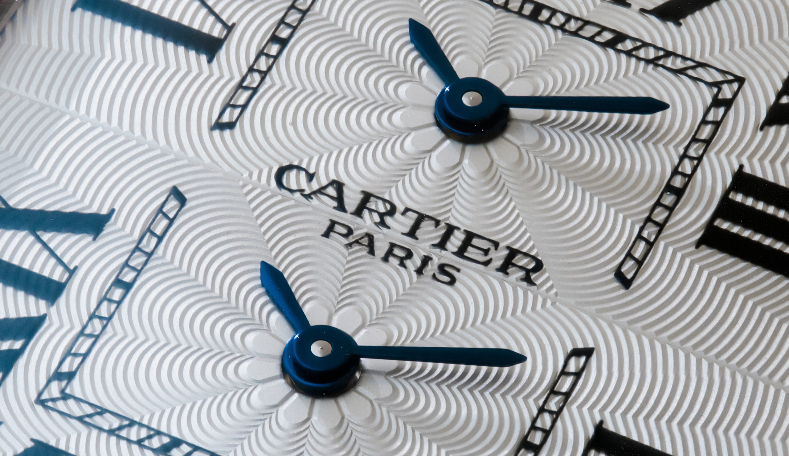Cartier-CPCP-Tank-Dual-Time-2916