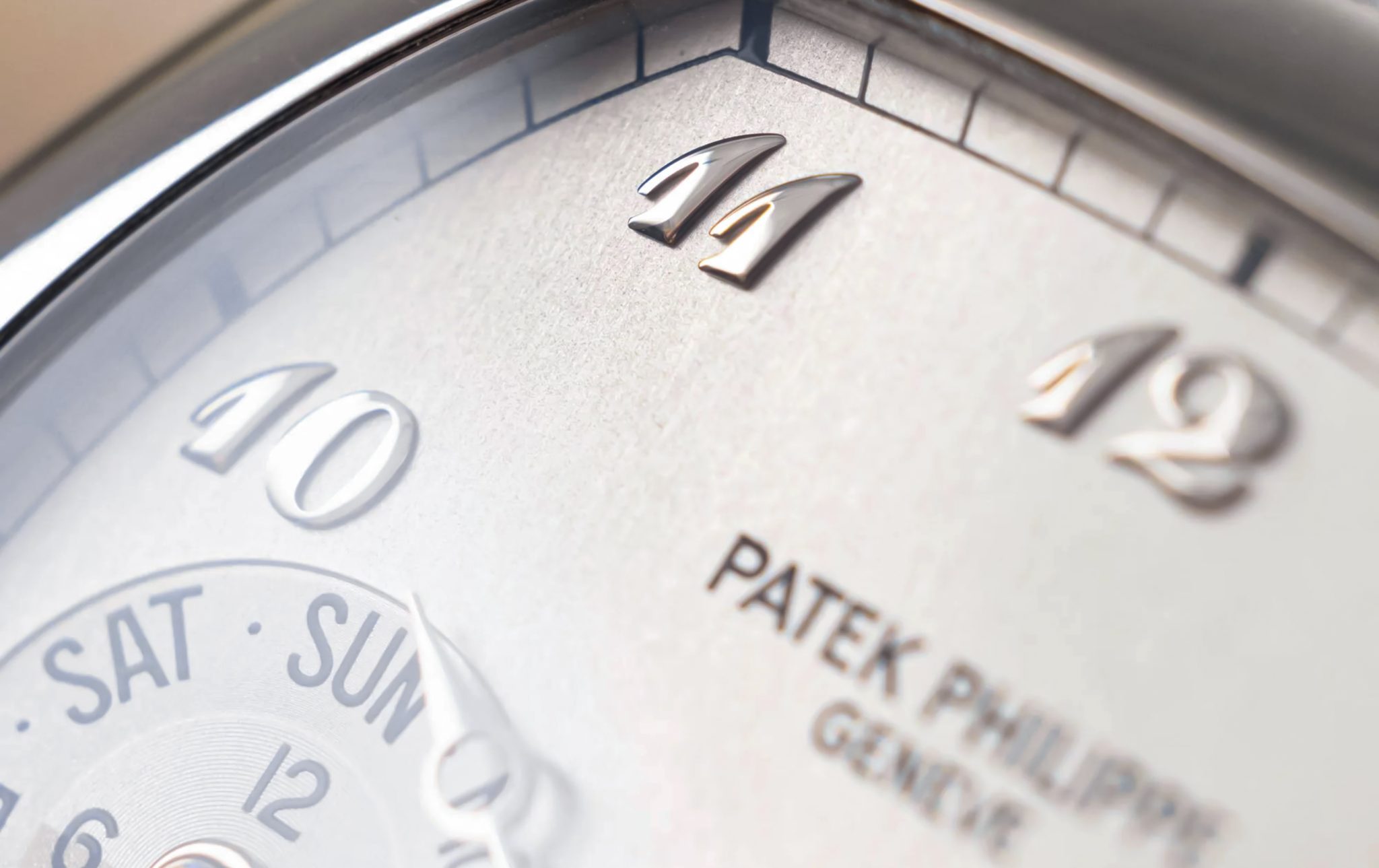 5040G-Patek-Philippe-Perpetual-Calendar